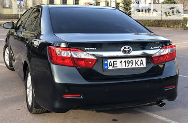 Седан Toyota Camry 2012 в Кам'янському
