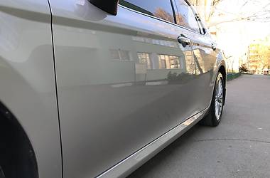 Седан Toyota Camry 2019 в Виннице