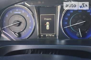 Седан Toyota Camry 2015 в 