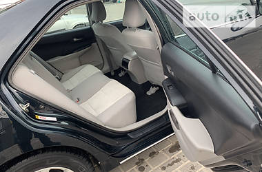 Седан Toyota Camry 2013 в 