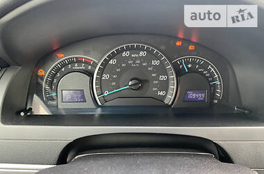 Седан Toyota Camry 2013 в 