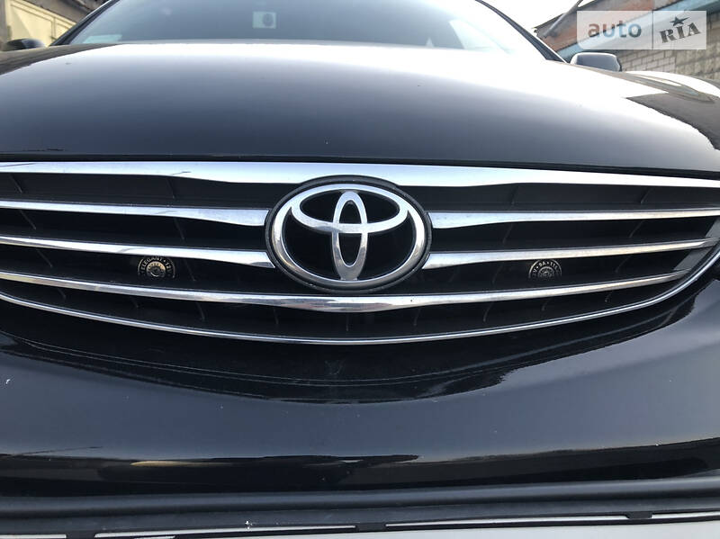 Седан Toyota Camry 2004 в Києві