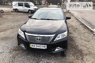 Седан Toyota Camry 2012 в 