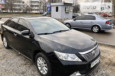Седан Toyota Camry 2012 в 