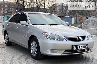 Седан Toyota Camry 2006 в 