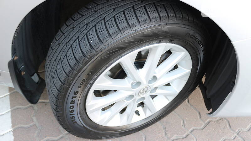 Седан Toyota Camry 2015 в Києві