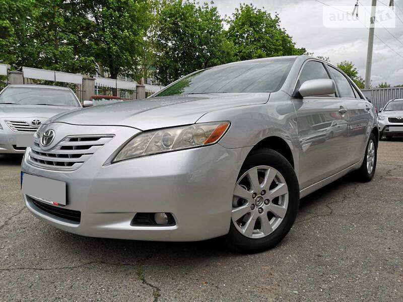 Седан Toyota Camry 2006 в 