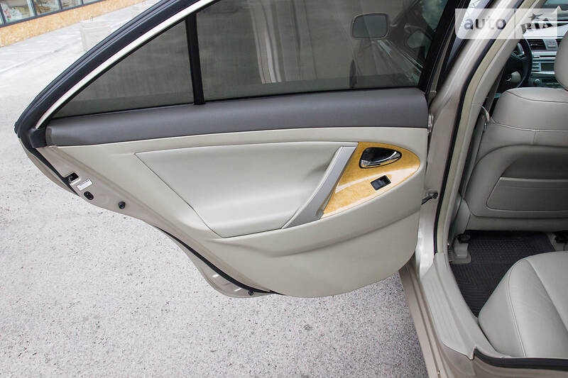 Седан Toyota Camry 2006 в Запоріжжі