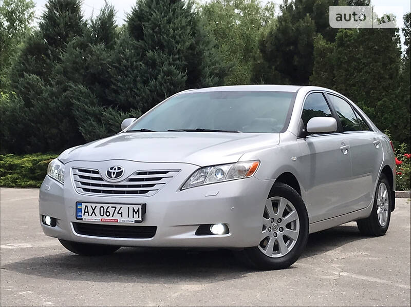 Седан Toyota Camry 2008 в Харкові