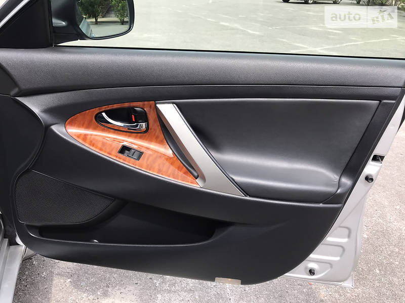 Седан Toyota Camry 2008 в Харкові