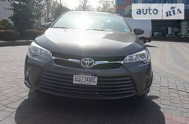 Седан Toyota Camry 2015 в Ивано-Франковске