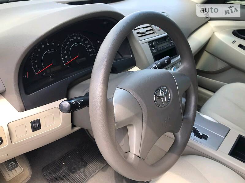 Седан Toyota Camry 2008 в Києві