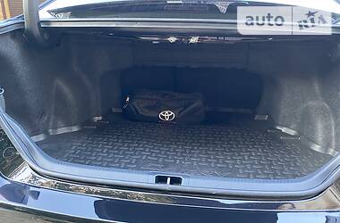 Седан Toyota Camry 2017 в 