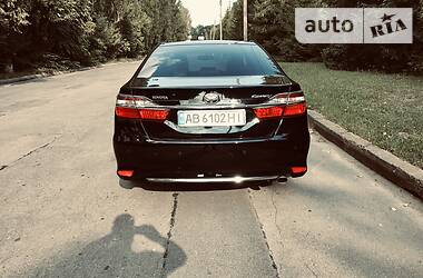 Седан Toyota Camry 2017 в 