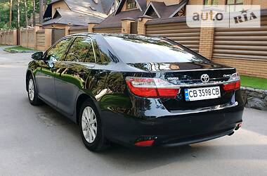 Седан Toyota Camry 2014 в Чернигове