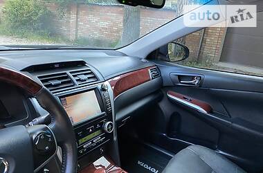 Седан Toyota Camry 2013 в 
