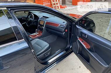 Седан Toyota Camry 2013 в 