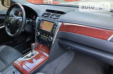 Седан Toyota Camry 2013 в 
