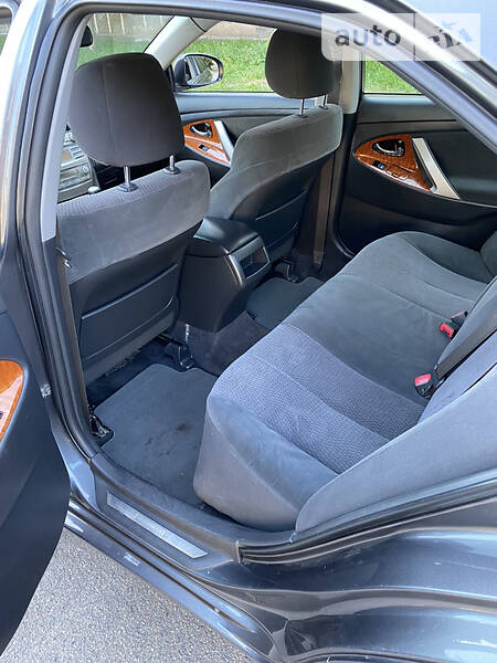 Седан Toyota Camry 2010 в Конотопі