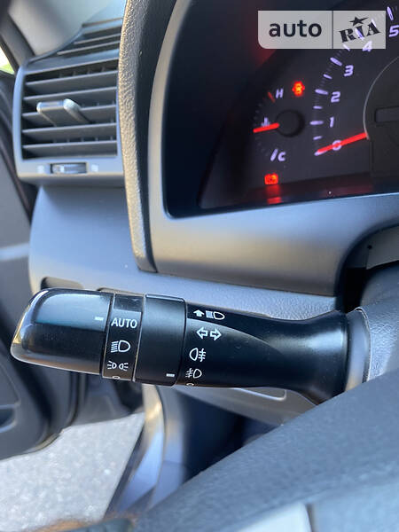 Седан Toyota Camry 2010 в Конотопі