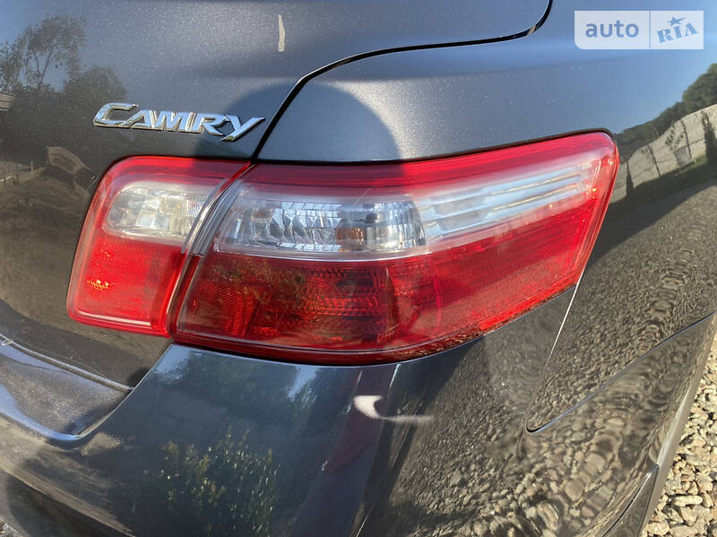 Седан Toyota Camry 2010 в Конотопі