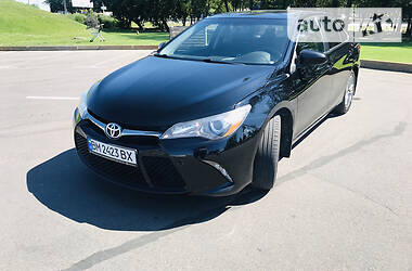 Седан Toyota Camry 2015 в Киеве