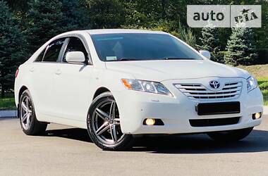 Седан Toyota Camry 2009 в 