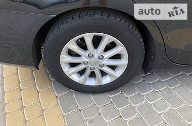 Седан Toyota Camry 2015 в 