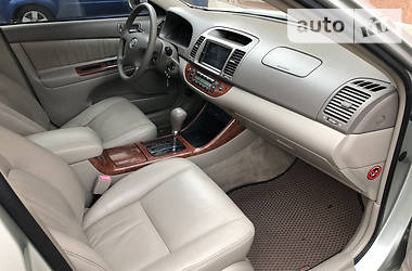 Седан Toyota Camry 2005 в 