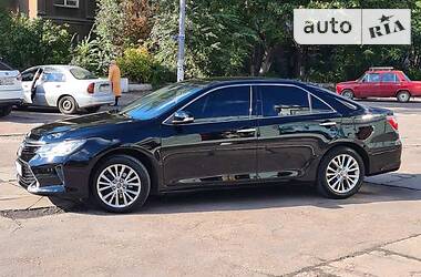 Седан Toyota Camry 2016 в Днепре