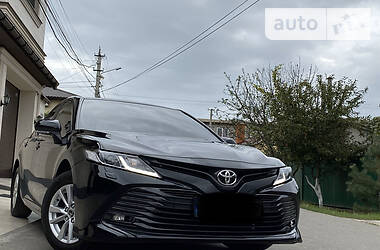 Седан Toyota Camry 2018 в Одессе