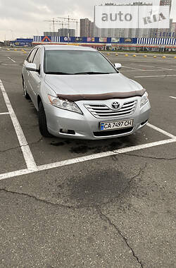 Седан Toyota Camry 2006 в Киеве