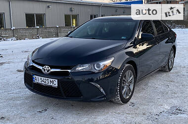 Седан Toyota Camry 2017 в Києві