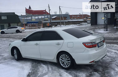 Седан Toyota Camry 2014 в 