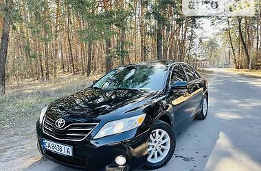 Седан Toyota Camry 2009 в Харькове