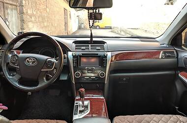 Седан Toyota Camry 2012 в Виннице