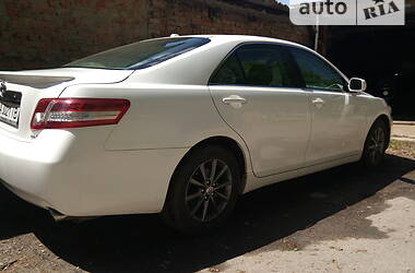 Седан Toyota Camry 2011 в Умани