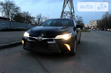 Седан Toyota Camry 2015 в Николаеве