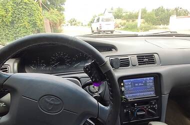 Седан Toyota Camry 1999 в 