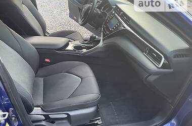 Седан Toyota Camry 2018 в Харькове