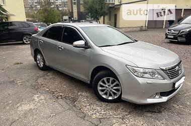 Седан Toyota Camry 2011 в Києві