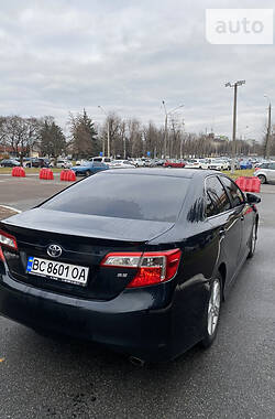 Седан Toyota Camry 2012 в Львове