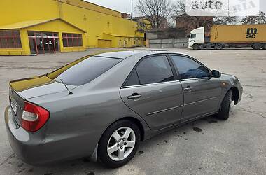 Седан Toyota Camry 2002 в Кропивницком