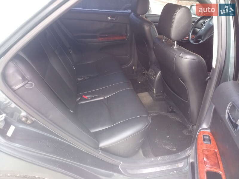 Седан Toyota Camry 2002 в Ужгороді
