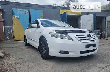 Седан Toyota Camry 2008 в Днепре