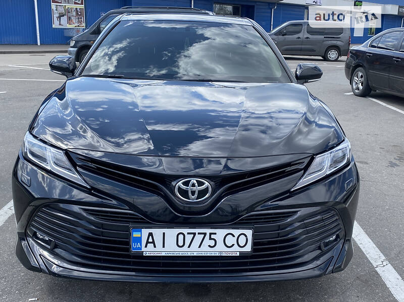 Седан Toyota Camry 2019 в Борисполі