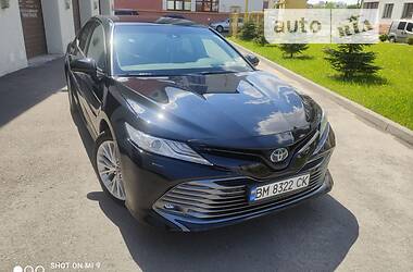 Седан Toyota Camry 2018 в Рівному