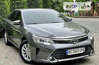 Хэтчбек Toyota Camry 2016 в Дрогобыче