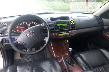 Седан Toyota Camry 2004 в Надвірній