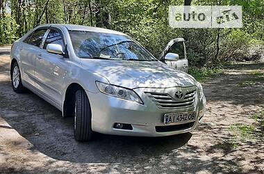 Седан Toyota Camry 2008 в Киеве